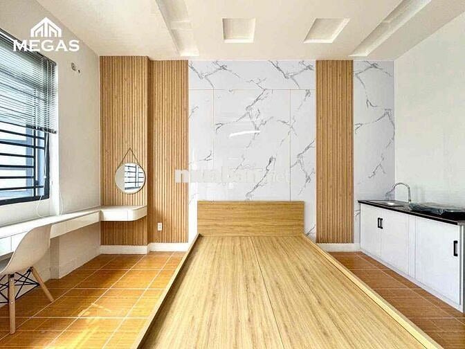 CĂN HỘ MỚI XÂY-FULL NỘI THẤT-BAN CÔNG NGAY EMART PHAN HUY ÍCH