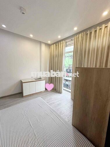 PHÒNG MỚI FULL NỘI THẤT BAN CÔNG NGAY ĐOẠN BẮC HẢI CHO NUÔI PET