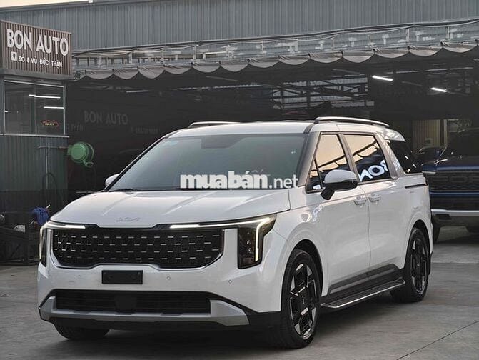 Kia Carnival 2024 2.2D Luxury - màu trắng