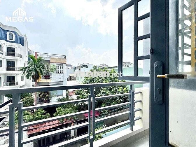 CĂN HỘ MỚI XÂY-FULL NỘI THẤT-BAN CÔNG NGAY EMART PHAN HUY ÍCH