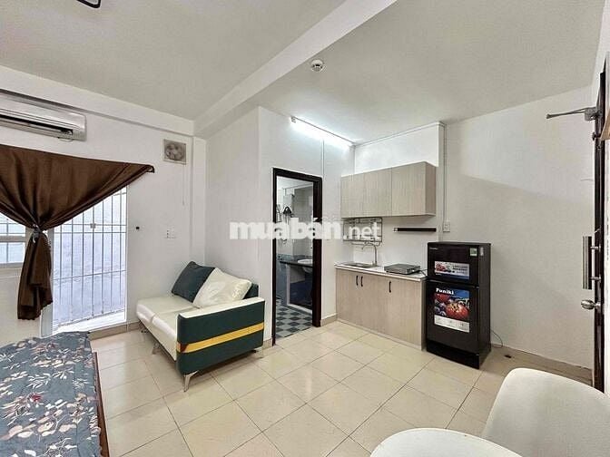 CHO THUÊ PHÒNG BAN CÔNG, FULL NỘI THẤT KHU SÂN BAY - QUẬN TÂN BÌNH