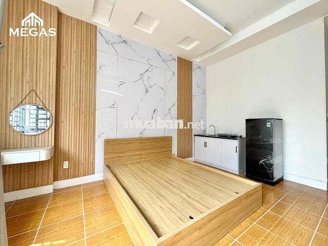 CĂN HỘ MỚI XÂY-FULL NỘI THẤT-BAN CÔNG NGAY EMART PHAN HUY ÍCH