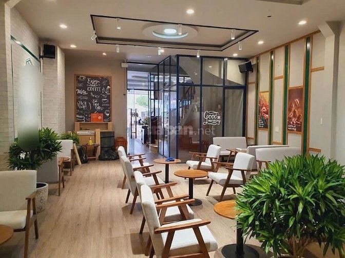 CHO THUÊ NHÀ - MẶT TIỀN SƯ VẠN HẠNH, QUẬN 10 - NGAY VẠN HẠNH MALL