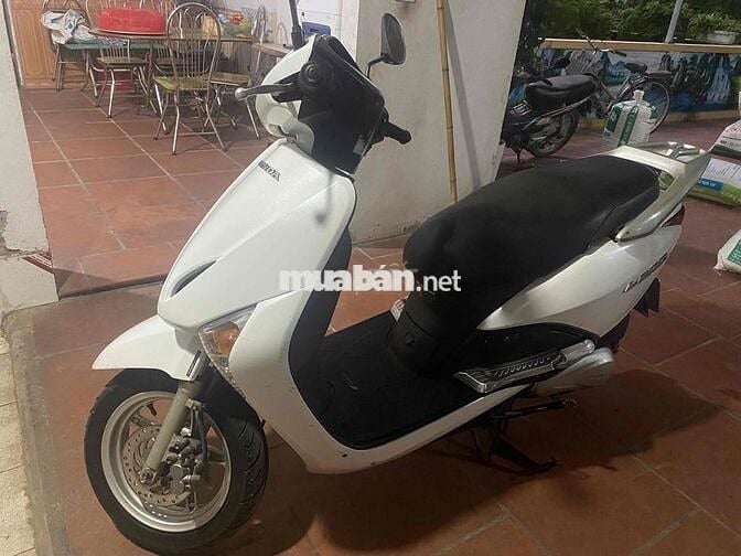 Xe lead 110 đời 2012