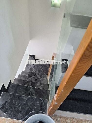 CẦN BÁN GẤP NHÀ 3TẦNG SHR , 33M² , GẦN CHỢ HIỆP THÀNH Q12.GIÁ 2,780TR.