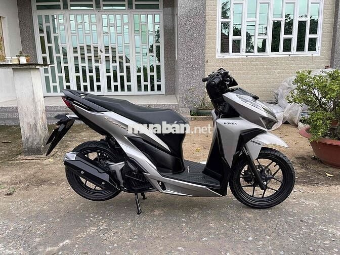 Cần Bán Vario 125 Zin Đẹp Keng Bao Rút