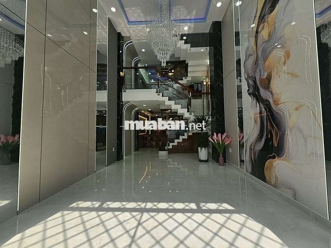 Nhà phố 3 lầu đường TL19 sát ngã 4 ga