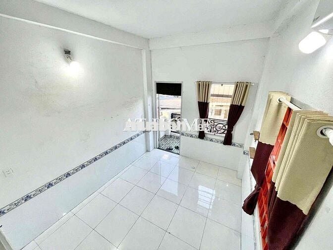 CHO THUÊ BANCOL DUPLEX SIÊU RỘNG NGAY ĐH VĂN HIẾN - SẠCH SẼ