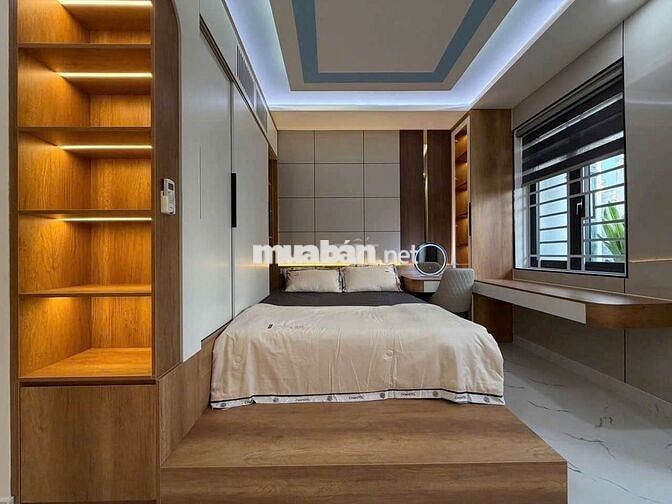 Nhà phố 3 lầu đường TL19 sát ngã 4 ga