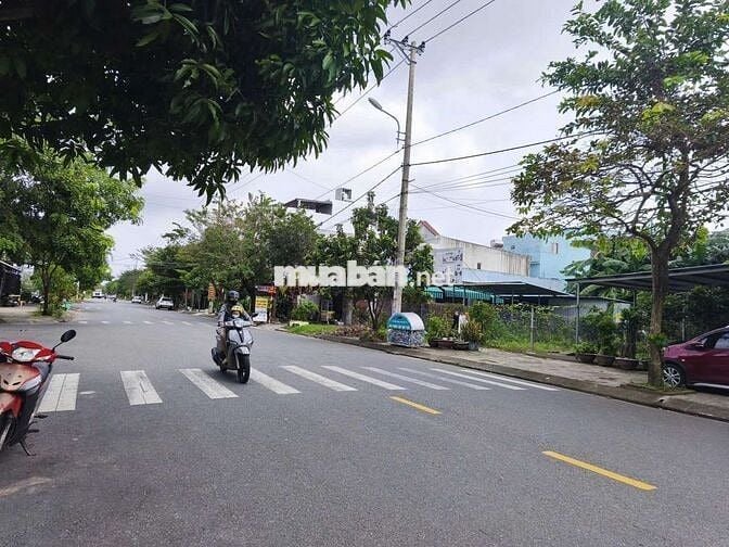 Đất sổ đỏ đường 10m5 Văn Tiến Dũng, Hòa Xuân