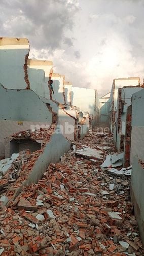 BÁN ĐẤT MẶT TIỀN XXT30, HÓC MÔN, 10X40 THỔ CƯ 100%