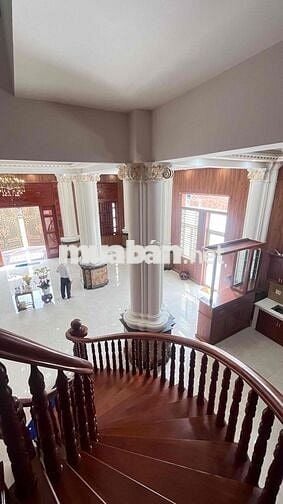 Siêu ViLLa Biệt Thự  Trục Chính D1 KDC VietSing Tìm Chủ Hữu Duyên