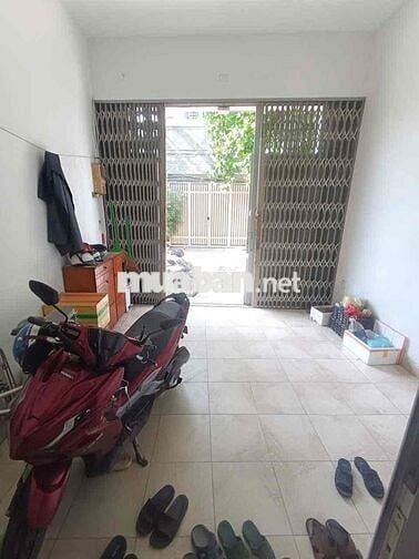 GẦN NGÃ TƯ BÌNH THÁI ĐƯỜNG 12 TRƯỜNG THỌ NHÀ 4PN 4WC SÂN THƯỢNG Ở + VP