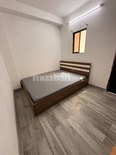 Mình cho thuê căn nhà 3 tầng ngay ngã tư Đinh Tiên Hoàng - ĐBP