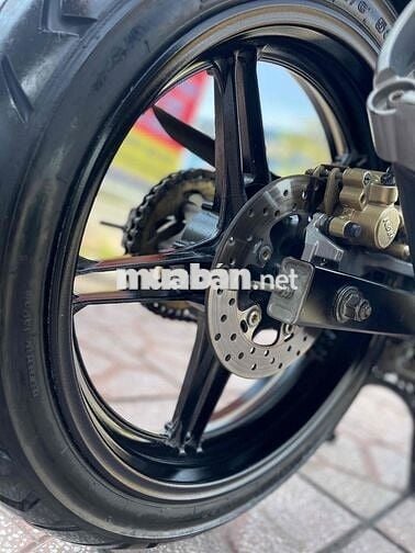 Ex 150 xanh gp áo lột keo như mới biển 95