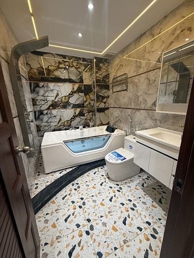 3 TẦNG, 4X18M, HẺM 5M, HUỲNH VĂN NGHỆ - PHẠM VĂN BẠCH, NHÀ MỚI Ở NGAY.