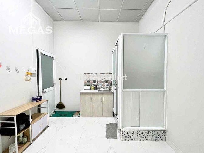 PHÒNG FULL NỘI THẤT GIÁ RẺ MỚI XÂY THOÁNG MÁT SẠCH SẼ- FREE XE AN NINH