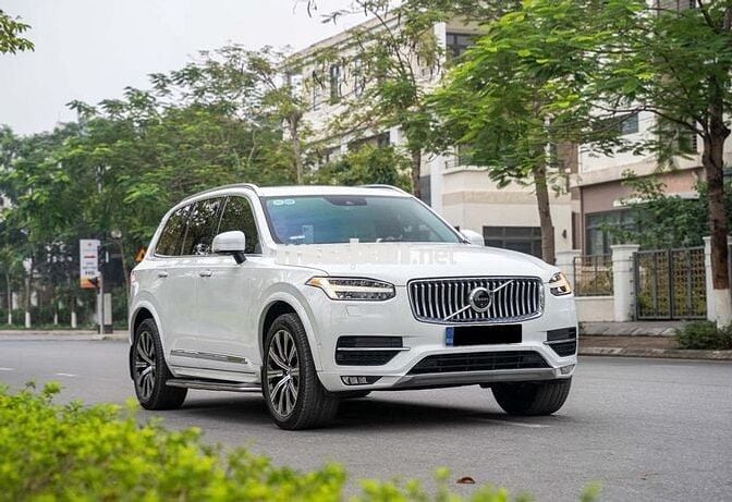 Volvo XC90 T6 2016 màu trắng nk Thụy Điển