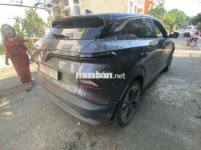 VinFast VF6 2024 Plus - 16000 km