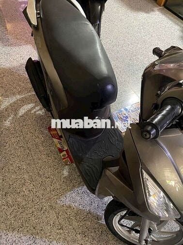 Cần tiền bán gấp  vision cuối 2016 xe còn đẹp