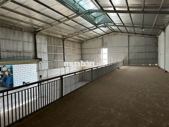 Cho thuê xưởng 300m2 có gác 100m2 An Phú có điện 3 pha giá 18 tr/ th