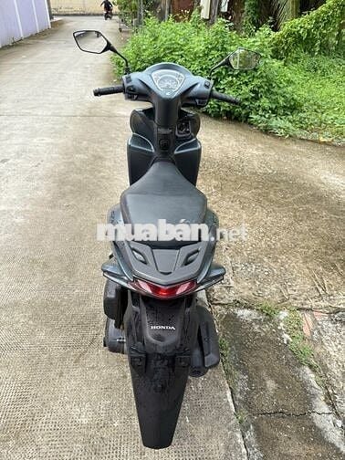 Vision 2021 bản thể thao bánh lớn