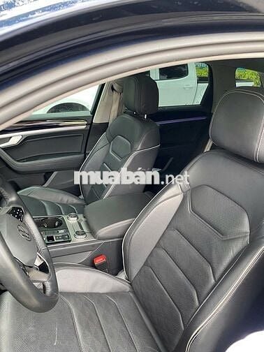 Volkswagen Touareg 2023 Luxury - 33775 km