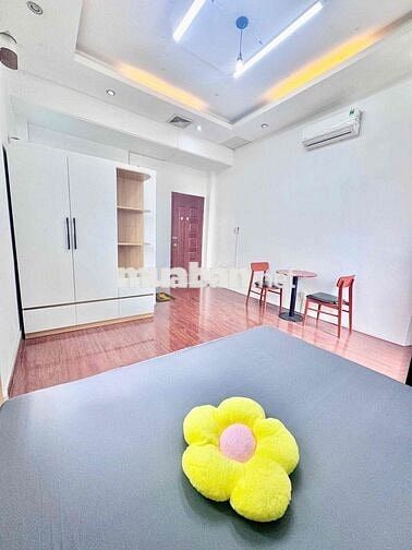 Căn hộ Studio ban công cực kỳ rộng ngay Học Viện Cán Bộ