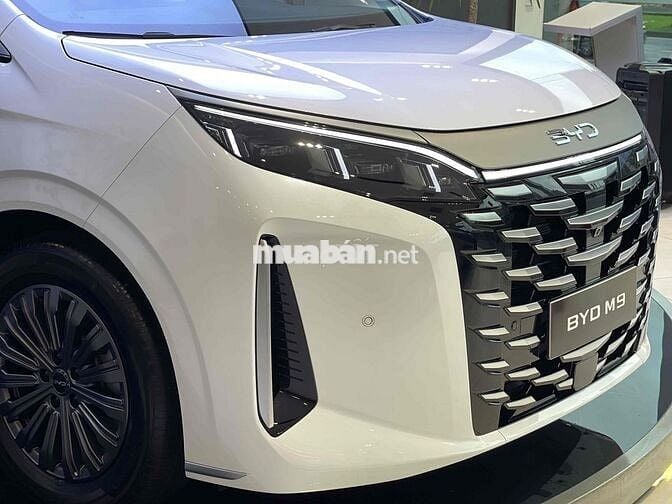 BYD M9 2025 - Dinh thự di động
