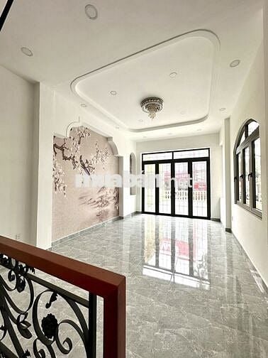 Tòa nhà kinh doanh mặt tiền đường Quang Trung, Gò Vấp