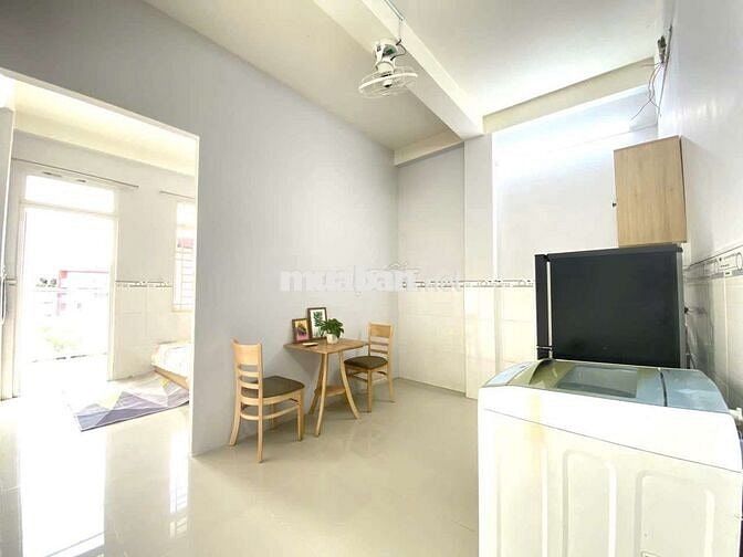 CHDV có Thang Máy - Rộng 45m2 - Full Nội Thất - Ngay Tân Định Quận 1