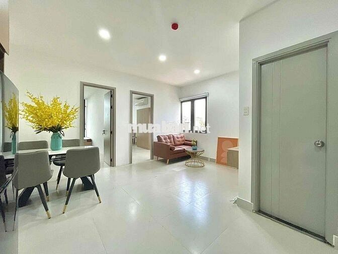 Căn Hộ 2PN 45m2 Ban Công Ngay Công Viên Hoàng Văn Thụ Phú Nhuận