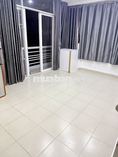 Phong Lê Văn sỹ, giờ giấc tự do