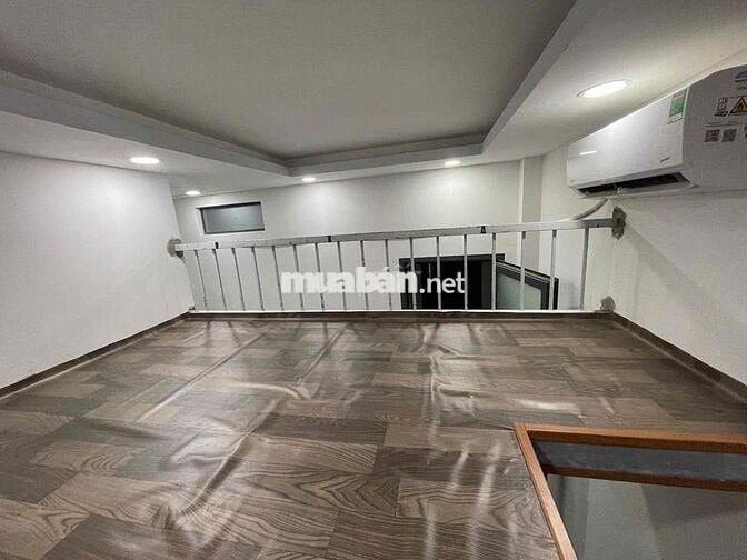 PHÒNG CÓ GÁC CÓ MÁY LẠNH NGAY GẦN CHỢ TÂN HƯƠNG GẦN ĐẠI HỌC VĂN HIẾN