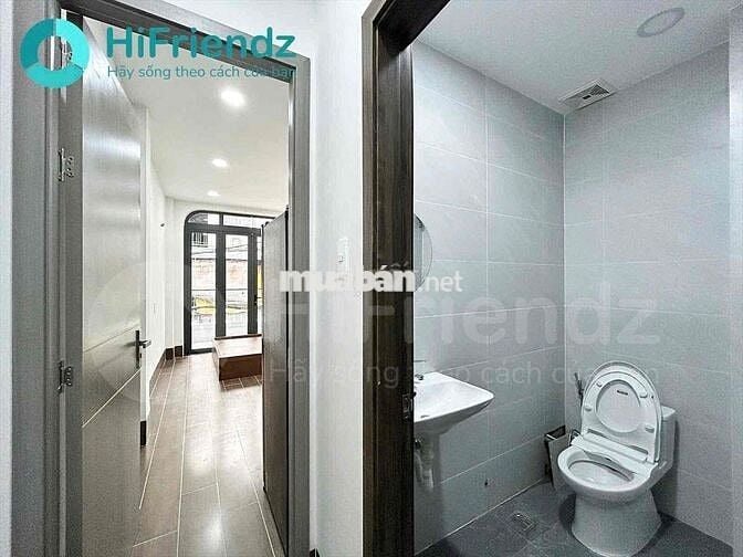 🌿TRỐNG SẴN CĂN HỘ HIỆN ĐẠI VỚI CHIẾC BANCOL ĐÓN NẮNG ĐÓN GIÓ CẢ NGÀY