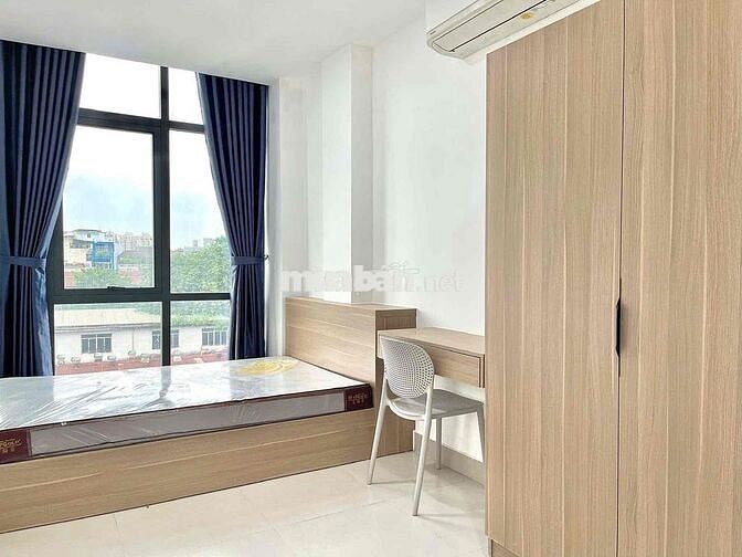 Căn Hộ 2PN 45m2 Ban Công Ngay Công Viên Hoàng Văn Thụ Phú Nhuận