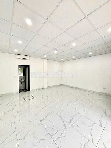 Cho thuê gấp MBKD, mặt đường ngõ 8 Cầu Bươu, gần KĐT Đại Thanh.