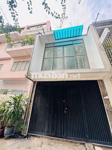 HXH 6m 82/20 Nguyễn Trọng Tuyển 4.3 x 9.5 ô tô ngủ trong nhà Đông Bắc