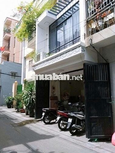 HXH 6m 82/20 Nguyễn Trọng Tuyển 4.3 x 9.5 ô tô ngủ trong nhà Đông Bắc