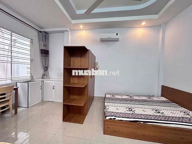 STUDIO CỬA SỔ TRỜI TÁCH BẾP FULL NỘI THẤT GẦN ĐẦM SEN