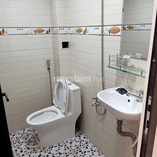 Nhà thuê sau mặt tiền Tân Hoà Đông (3,5 x 8) 2 tầng - Quận 6