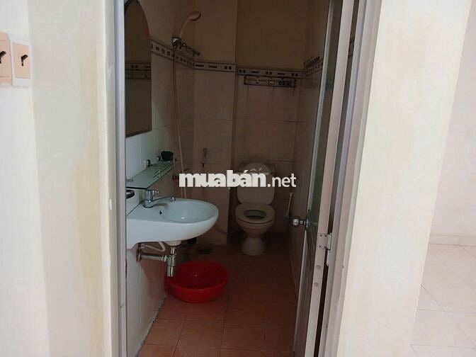 Cho thuê phòng trọ trung tâm quận 1 giá ***