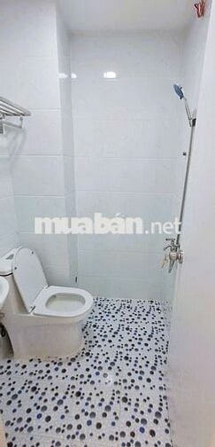 Cho thuê nhà nguyên căn hẻm xe hơi gần mặt tiền đường Tam Bình