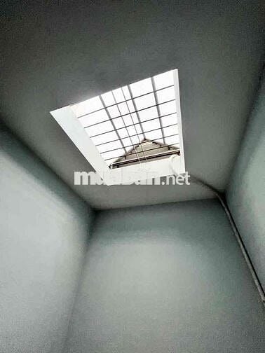 Nhà 3 tầng sát Aoen Tân Phú- hẻm xe hơi - 4 x 14m.chỉ 6.1 tỷ