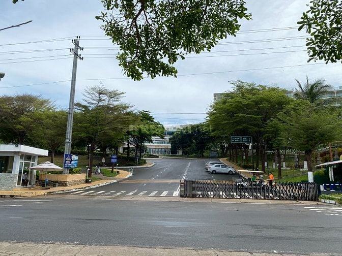 chuyển nhựơng căn hộ nghỉ dưỡng bên biển Phan Thiết. Pháp lý sổ hồng.