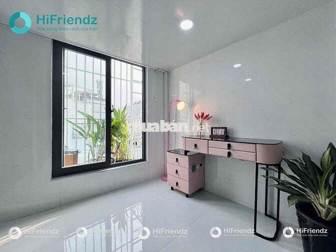 CHO THUÊ PHÒNG GÁC MỚI XÂY BAN CÔNG NHẬN 4 NGƯỜI 4 XE TIỆN QUA QUẬN 1