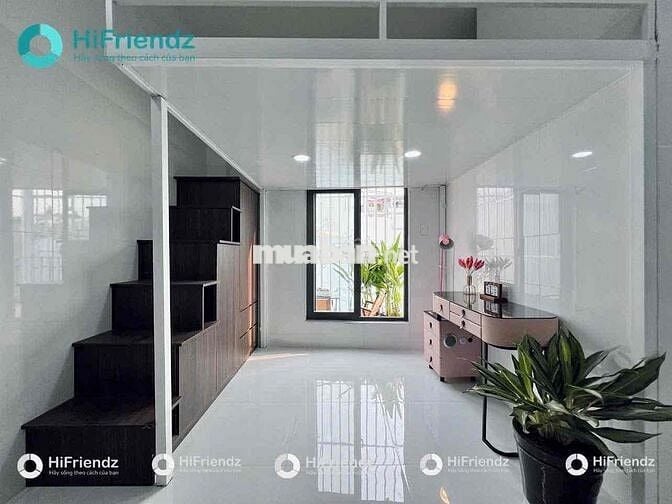 CHO THUÊ PHÒNG GÁC MỚI XÂY BAN CÔNG NHẬN 4 NGƯỜI 4 XE TIỆN QUA QUẬN 1