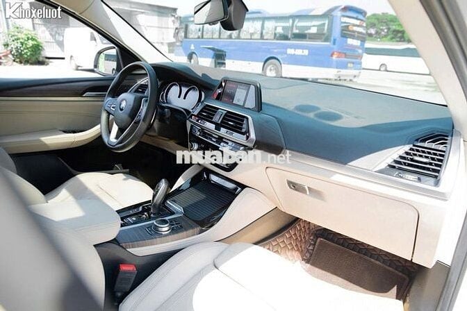 BMW X4 2019 xDrive20i màu trắng xe hiếm sang trọng