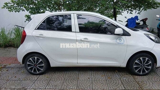 Kia Morning 2016 - đẹp