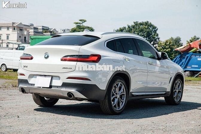 BMW X4 2019 xDrive20i màu trắng xe hiếm sang trọng